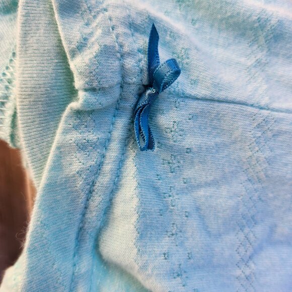 DAINTY VOLCOM 3/4 Sleeve Women's Medium Mint Green Shirt Bow Detail Gem ROMANTIC - Picture 7 of 9